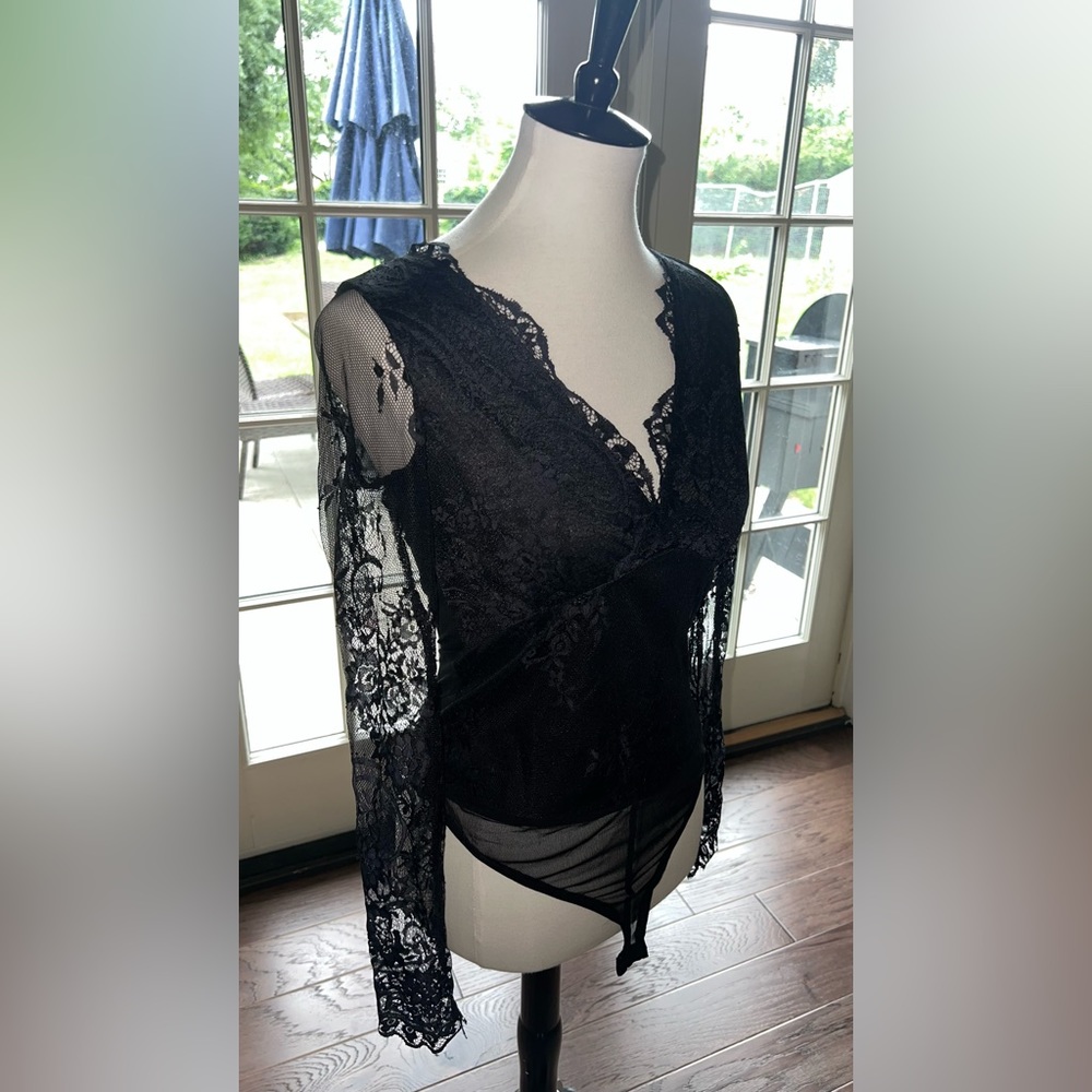 Lace body Suit Lulu’s